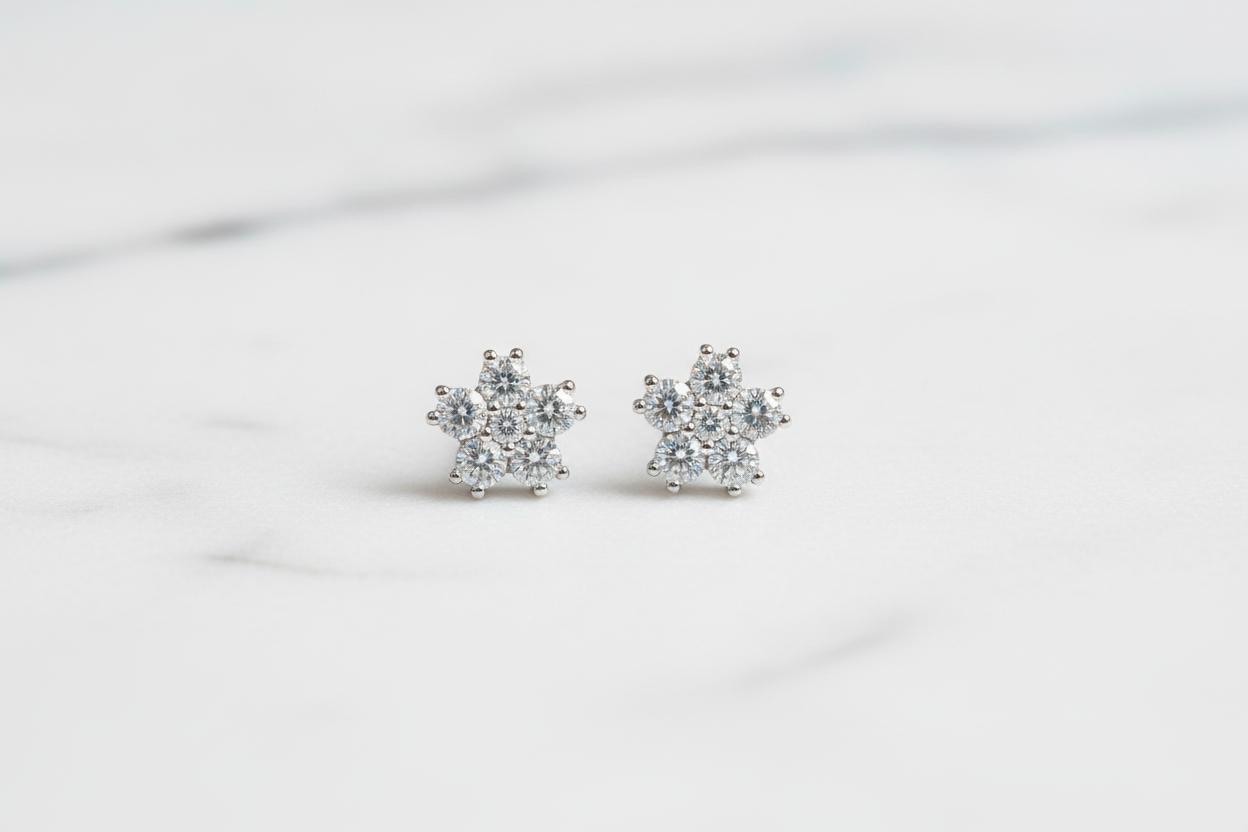 Coppia Orecchini Flower Bianco - Design Corretto